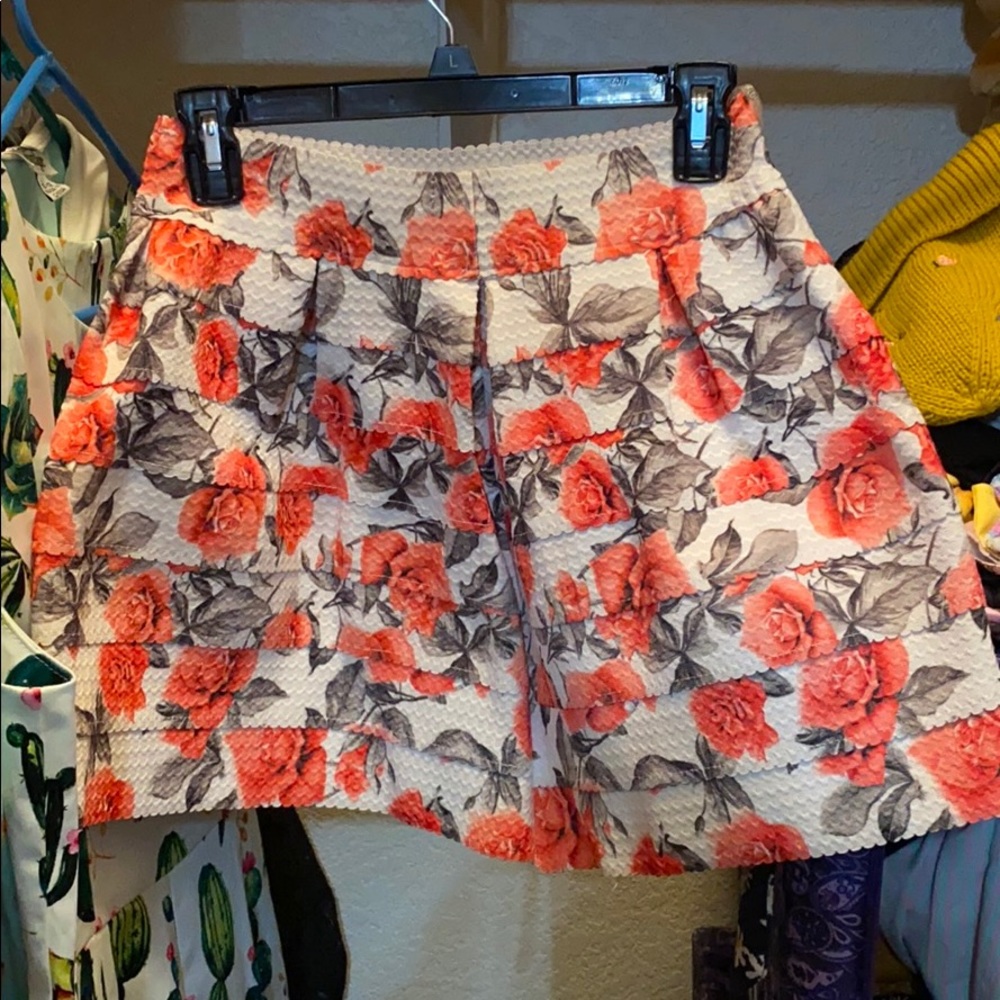 Cute floral mini skirt